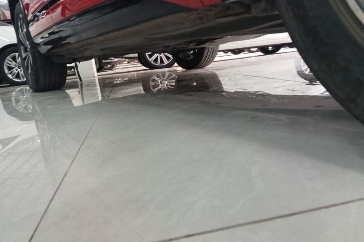 Used Volkswagen Tayron X 2020 380TSI Four-Wheel Drive Dynamic Connect Edition Right Side Sill