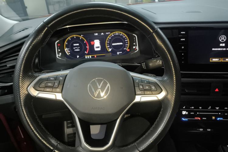 Used Volkswagen Tayron X 2020 330TSI Two-Wheel Drive Luxury Smart Connectivity Version Steering Wheel