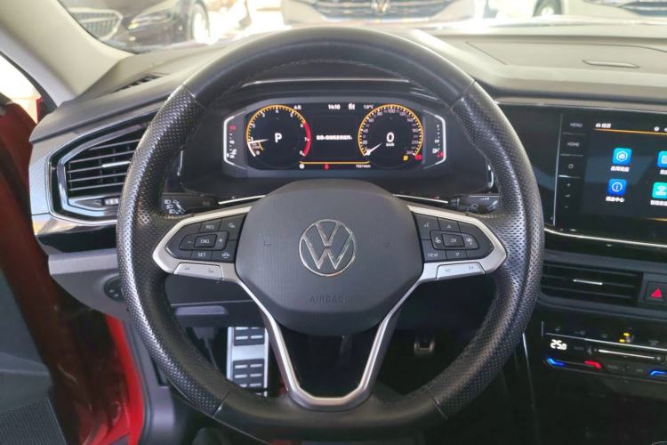 Used Volkswagen Tayron X 2020 330TSI Two-Wheel Drive Luxury Smart Connectivity Version Steering Wheel