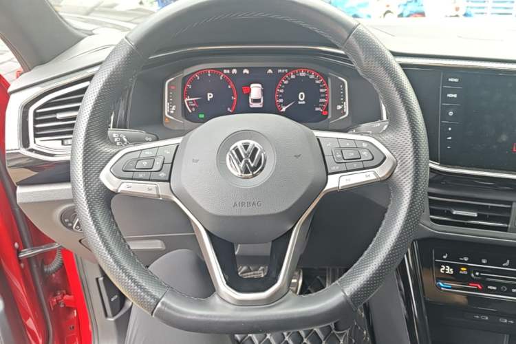 Used Volkswagen Tayron X 2020 380TSI Four-Wheel Drive Flagship Smart Connectivity Version Steering Wheel