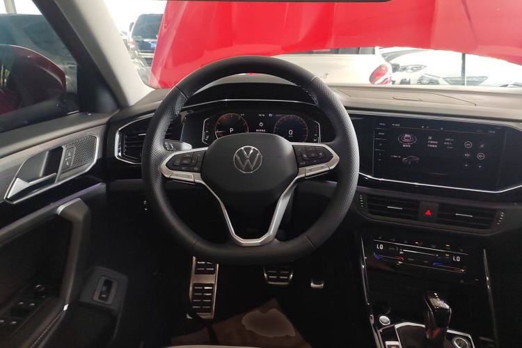 Used Volkswagen Tayron X 2020 330TSI Two-Wheel Drive Luxury Smart Connectivity Version Steering Wheel