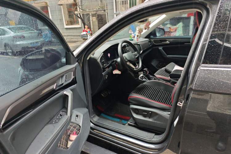 Used Volkswagen Tayron X 2020 330TSI Two-Wheel Drive Luxury Smart Connectivity Version Driver Seat