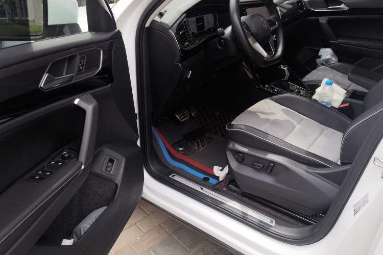 Used Volkswagen Tayron X 2020 330TSI Two-Wheel Drive Luxury Smart Connectivity Version Driver Seat
