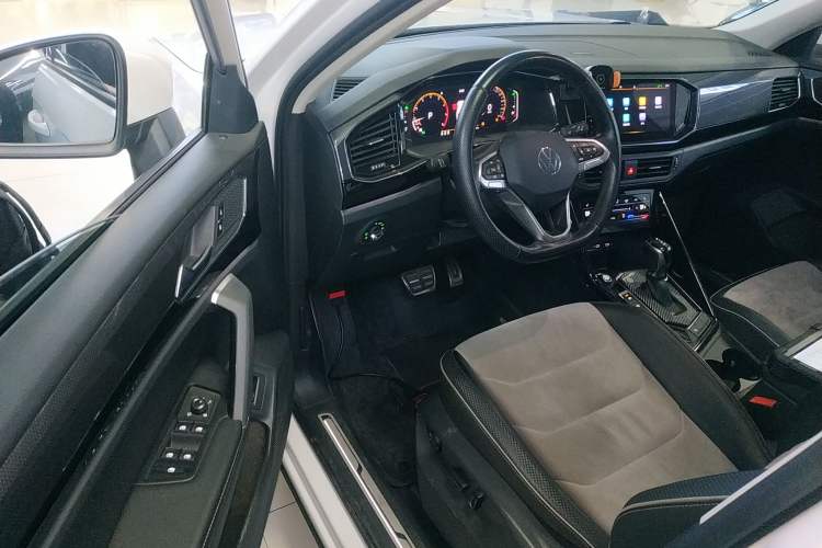 Used Volkswagen Tayron X 2020 330TSI Two-Wheel Drive Luxury Smart Connectivity Version Driver Seat