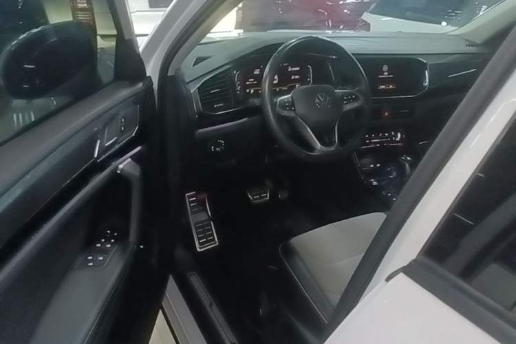 Used Volkswagen Tayron X 2020 330TSI Two-Wheel Drive Luxury Smart Connectivity Version Driver Seat