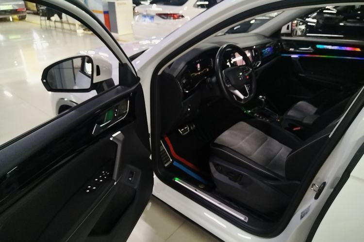 Used Volkswagen Tayron X 2020 330TSI Two-Wheel Drive Luxury Smart Connectivity Version Driver Seat