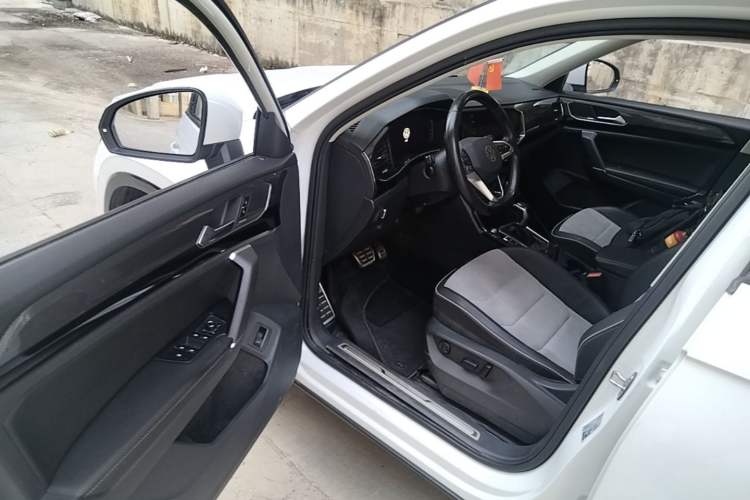 Used Volkswagen Tayron X 2020 330TSI Two-Wheel Drive Luxury Smart Connectivity Version Driver Seat