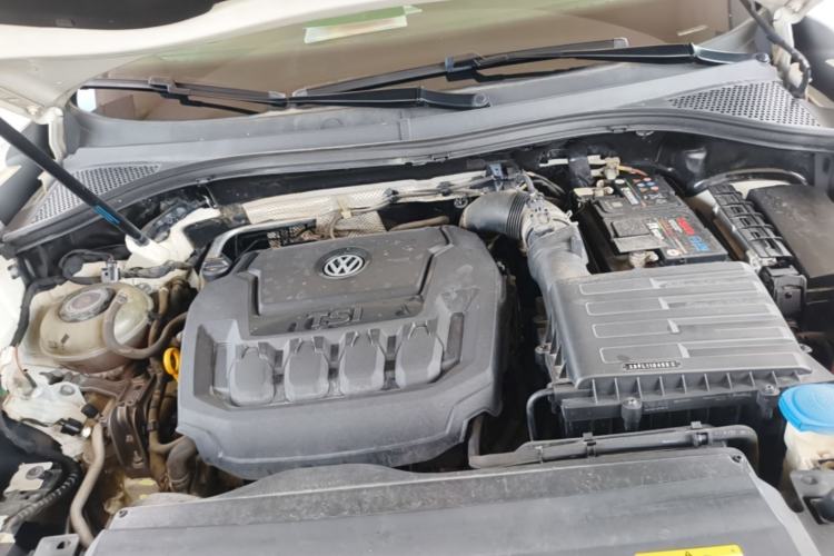 Used Volkswagen Tayron X 2020 330TSI Two-Wheel Drive Luxury Smart Connectivity Version Engine Bay