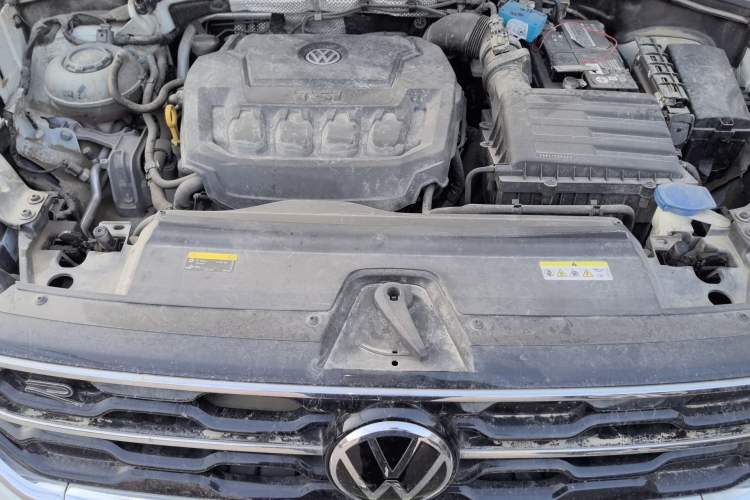 Used Volkswagen Tayron X 2020 330TSI Two-Wheel Drive Luxury Smart Connectivity Version Engine Bay
