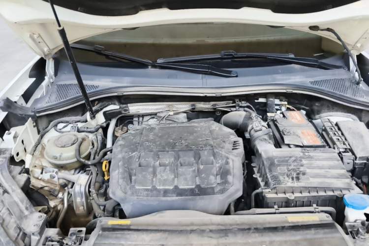 Used Volkswagen Tayron X 2020 330TSI Two-Wheel Drive Luxury Smart Connectivity Version Engine Bay