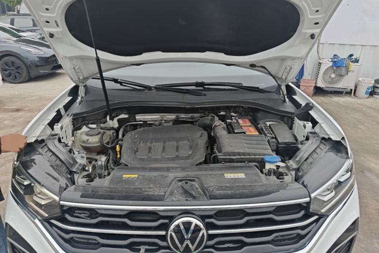 Used Volkswagen Tayron X 2020 330TSI Two-Wheel Drive Luxury Smart Connectivity Version Engine Bay