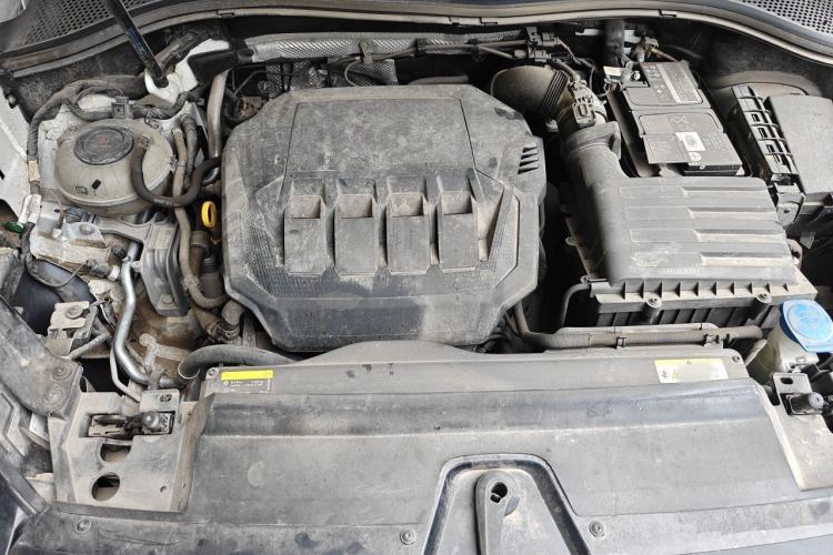 Used Volkswagen Tayron X 2020 330TSI Two-Wheel Drive Luxury Smart Connectivity Version Engine Bay