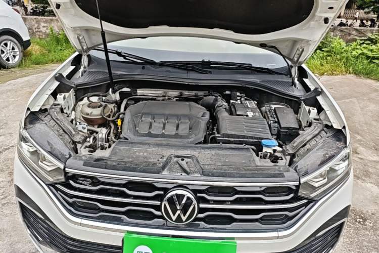 Used Volkswagen Tayron X 2020 330TSI Two-Wheel Drive Luxury Smart Connectivity Version Engine Bay