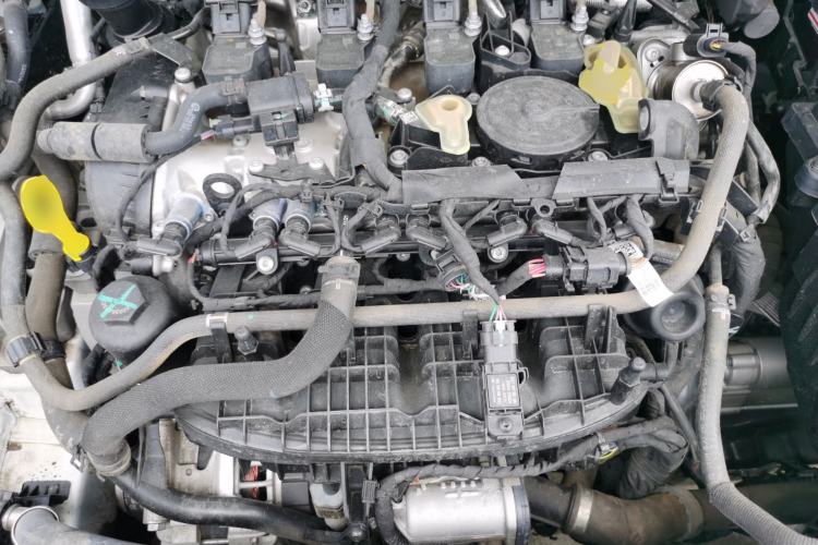 Used Volkswagen Tayron X 2020 330TSI Two-Wheel Drive Luxury Smart Connectivity Version Engine Bay