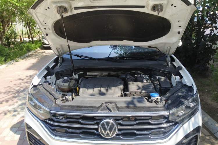 Used Volkswagen Tayron X 2020 330TSI Two-Wheel Drive Luxury Smart Connectivity Version Engine Bay