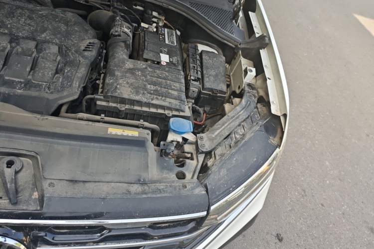 Used Volkswagen Tayron X 2020 330TSI Two-Wheel Drive Luxury Smart Connectivity Version Engine Bay Left