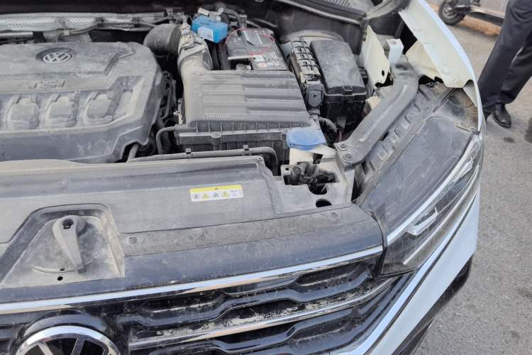 Used Volkswagen Tayron X 2020 330TSI Two-Wheel Drive Luxury Smart Connectivity Version Engine Bay Left