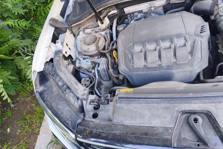 Used Volkswagen Tayron X 2020 330TSI Two-Wheel Drive Luxury Smart Connectivity Version Engine Bay Right