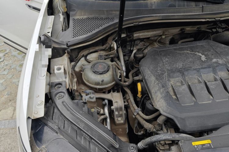 Used Volkswagen Tayron X 2020 330TSI Two-Wheel Drive Flagship Smart Connectivity Version Engine Bay Right