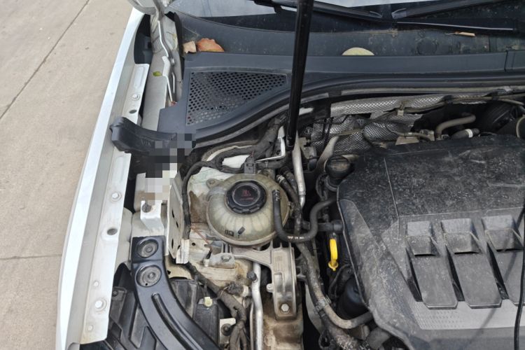 Used Volkswagen Tayron X 2020 330TSI Two-Wheel Drive Luxury Smart Connectivity Version Engine Bay Right