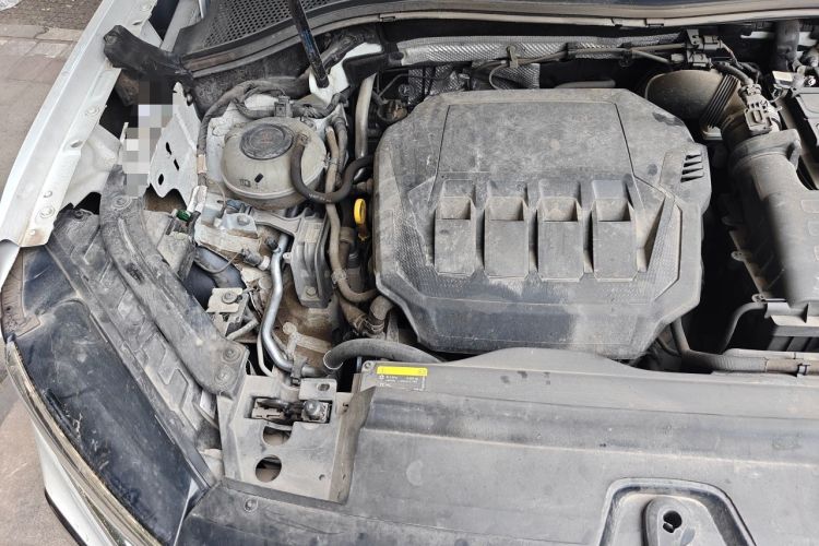 Used Volkswagen Tayron X 2020 330TSI Two-Wheel Drive Luxury Smart Connectivity Version Engine Bay Right