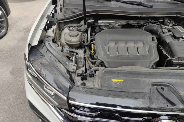 Used Volkswagen Tayron X 2020 330TSI Two-Wheel Drive Luxury Smart Connectivity Version Engine Bay Right
