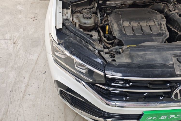 Used Volkswagen Tayron X 2020 330TSI Two-Wheel Drive Luxury Smart Connectivity Version Engine Bay Right