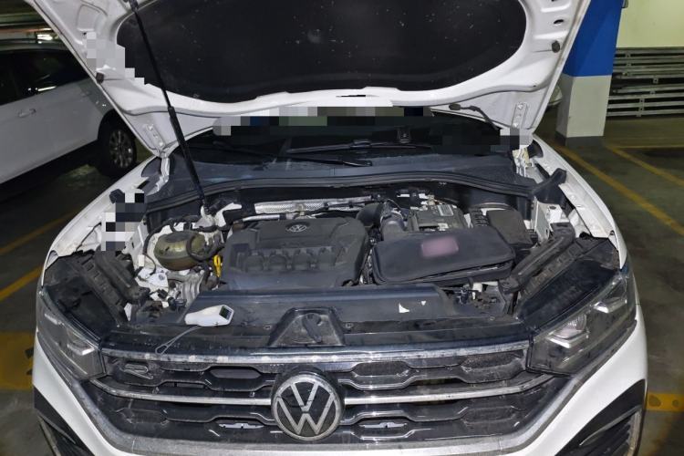 Used Volkswagen Tayron X 2020 330TSI Two-Wheel Drive Luxury Smart Connectivity Version Engine Bay