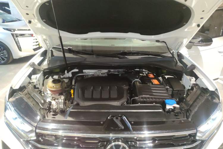 Used Volkswagen Tayron X 2020 380TSI Four-Wheel Drive Flagship Smart Connectivity Version Engine Bay