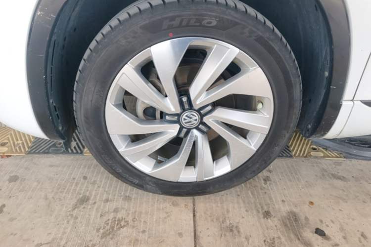 Used Volkswagen Tayron X 2020 330TSI Two-Wheel Drive Luxury Smart Connectivity Version Exterior 4