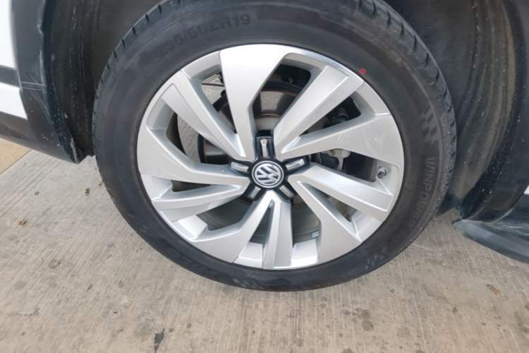 Used Volkswagen Tayron X 2020 330TSI Two-Wheel Drive Luxury Smart Connectivity Version Exterior 5