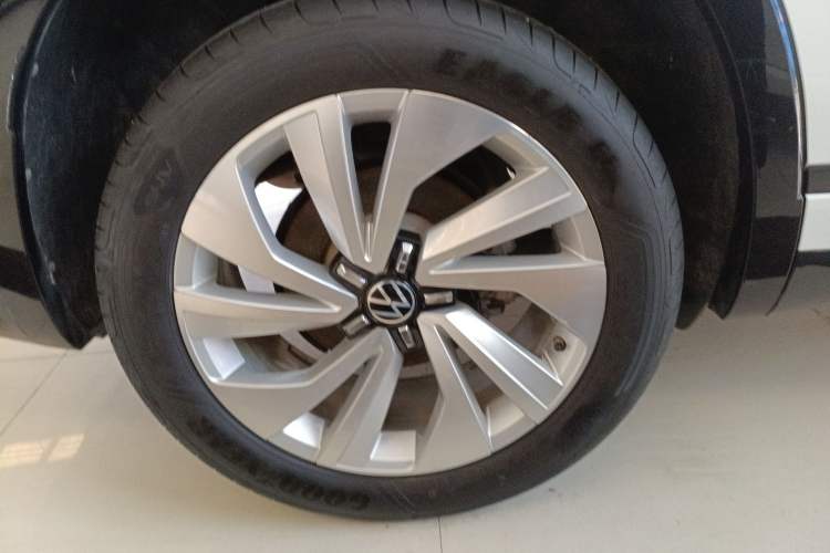 Used Volkswagen Tayron X 2020 330TSI Two-Wheel Drive Luxury Smart Connectivity Version Exterior 5