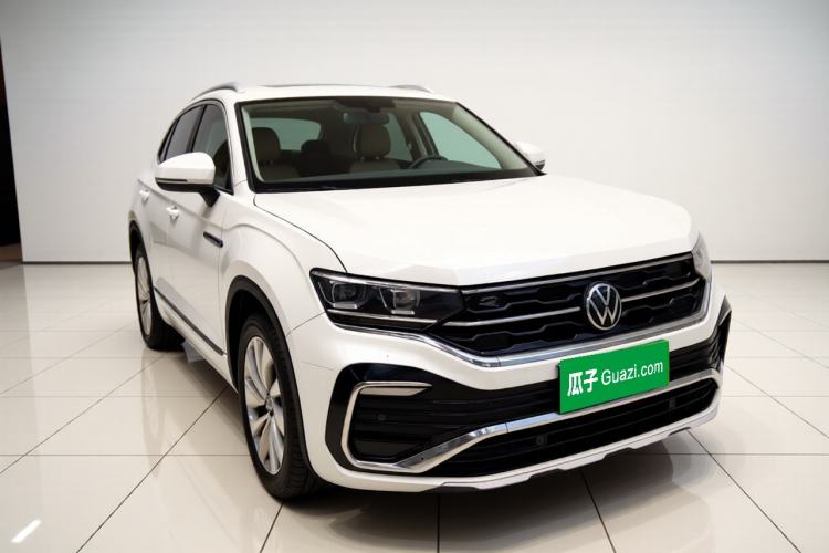 Used Volkswagen Tayron X 2020 330TSI Two-Wheel Drive Luxury Smart Connectivity Version Front Right 45 Deg