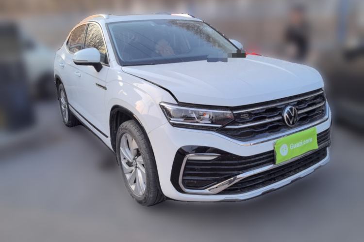 Used Volkswagen Tayron X 2020 330TSI Two-Wheel Drive Luxury Smart Connectivity Version Front Right 45 Deg