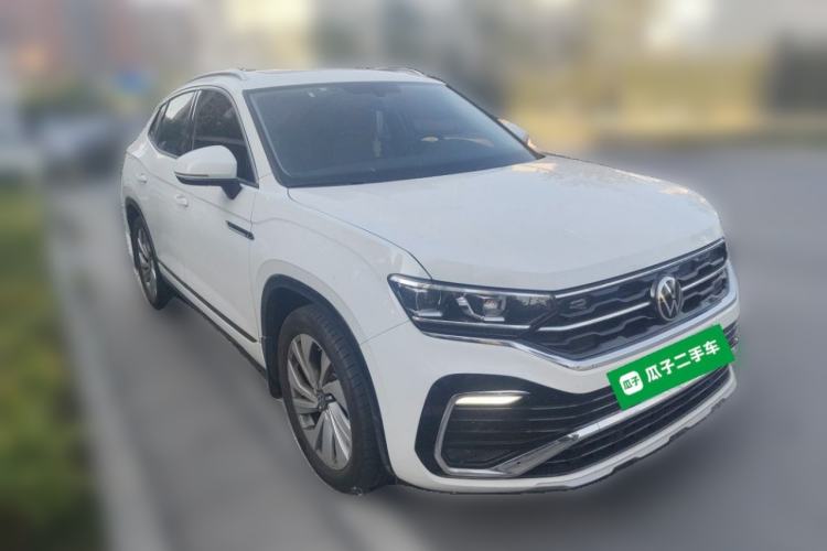 Used Volkswagen Tayron X 2020 330TSI Two-Wheel Drive Luxury Smart Connectivity Version Front Right 45 Deg