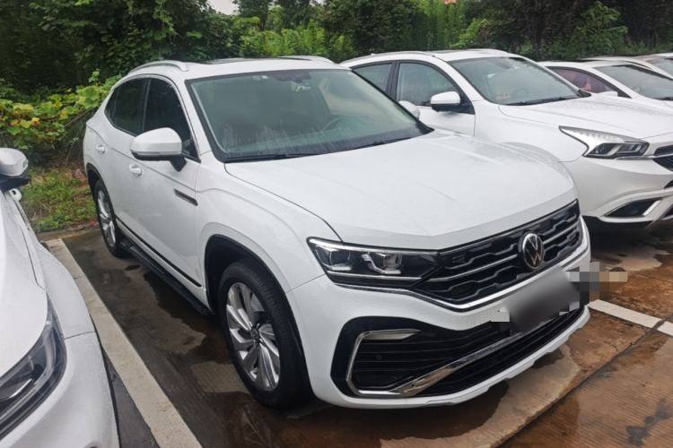 Used Volkswagen Tayron X 2020 330TSI Two-Wheel Drive Luxury Smart Connectivity Version Front Right 45 Deg