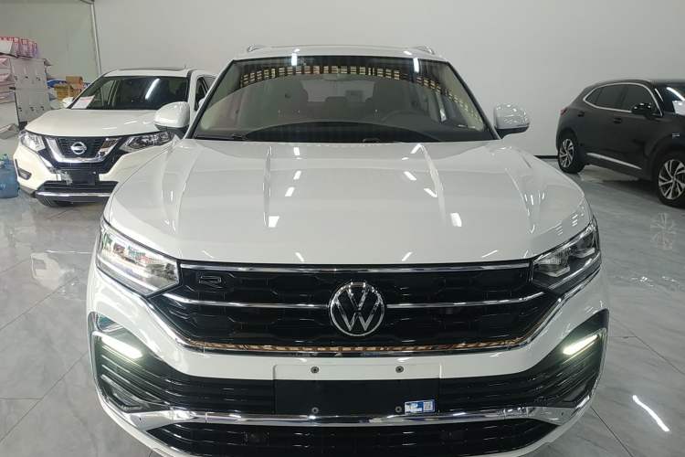 Used Volkswagen Tayron X 2020 330TSI Two-Wheel Drive Luxury Smart Connectivity Version Front