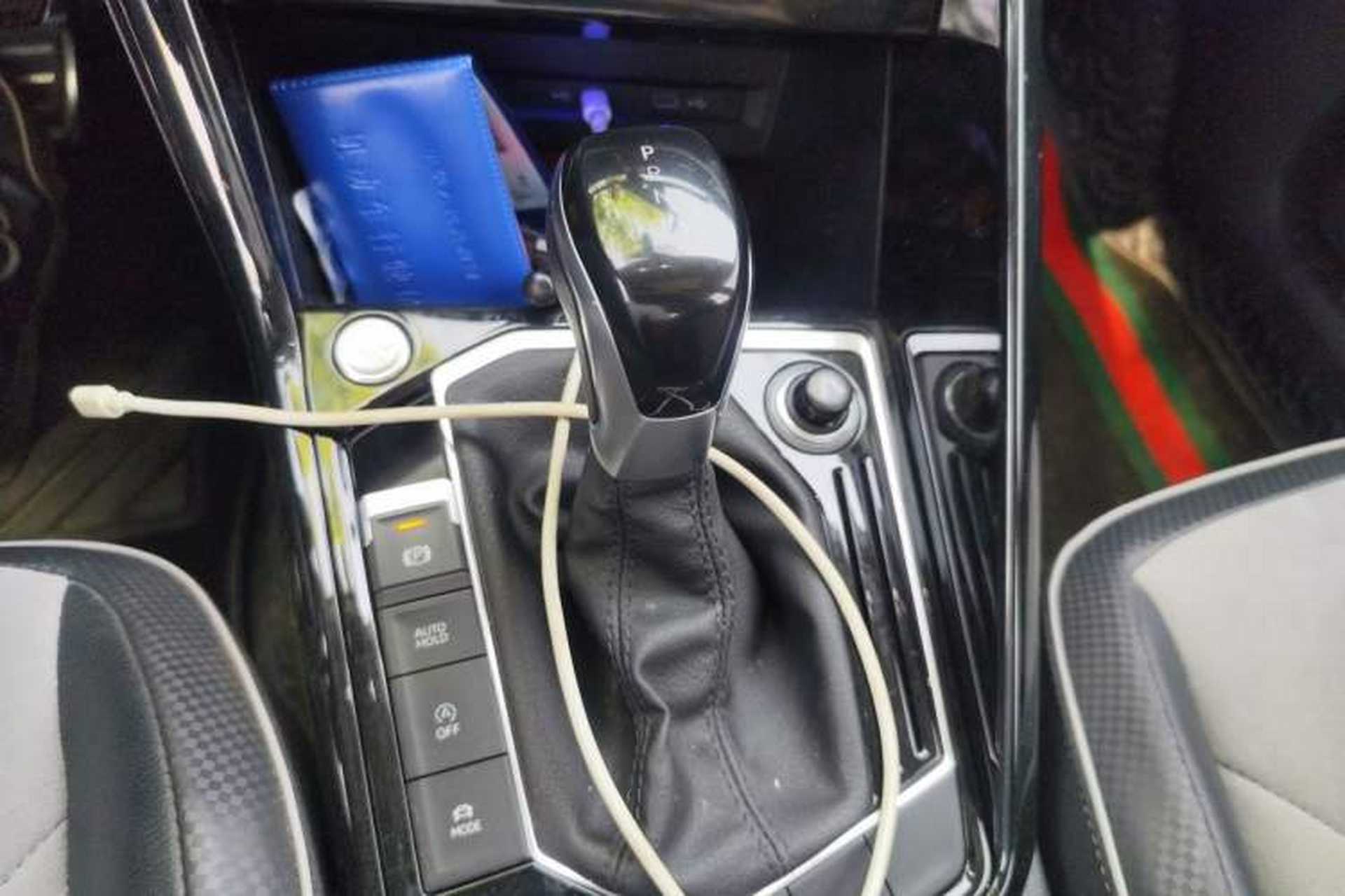 Used Volkswagen Tayron X 2020 330TSI Two-Wheel Drive Luxury Smart Connectivity Version Gear Lever