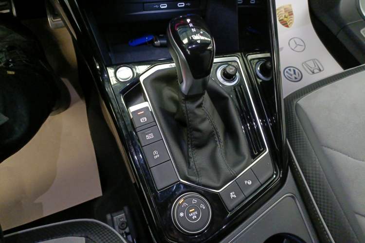 Used Volkswagen Tayron X 2020 380TSI Four-Wheel Drive Flagship Smart Connectivity Version Gear Lever