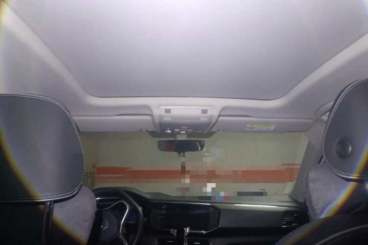 Used Volkswagen Tayron X 2020 330TSI Two-Wheel Drive Luxury Smart Connectivity Version Headliner