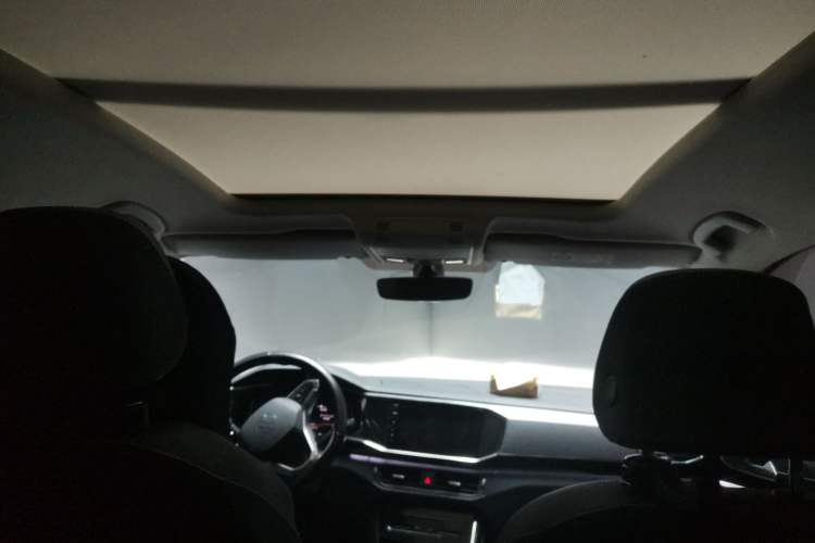 Used Volkswagen Tayron X 2020 330TSI Two-Wheel Drive Luxury Smart Connectivity Version Headliner