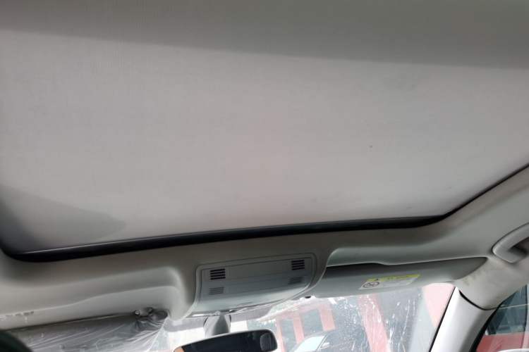 Used Volkswagen Tayron X 2020 330TSI Two-Wheel Drive Luxury Smart Connectivity Version Headliner