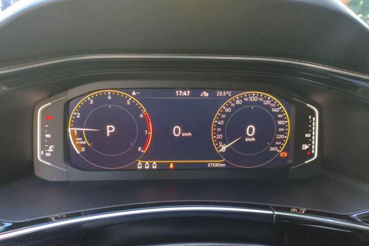 Used Volkswagen Tayron X 2020 330TSI Two-Wheel Drive Luxury Smart Connectivity Version Instrument Cluster