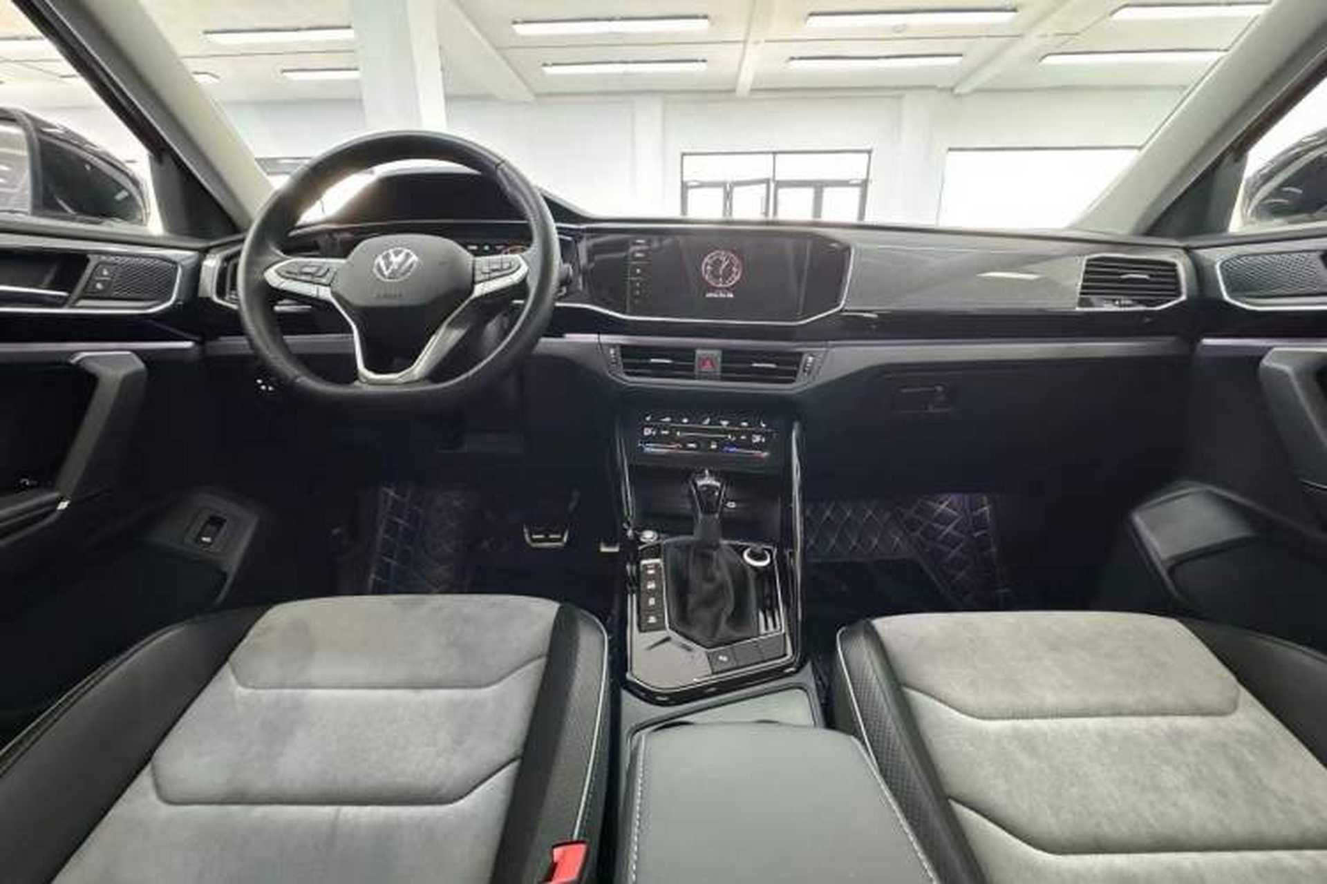 Used Volkswagen Tayron X 2020 330TSI Two-Wheel Drive Luxury Smart Connectivity Version Interior 2