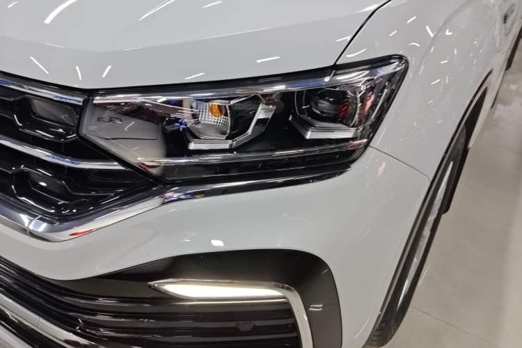 Used Volkswagen Tayron X 2020 330TSI Two-Wheel Drive Luxury Smart Connectivity Version Left Front Headlight