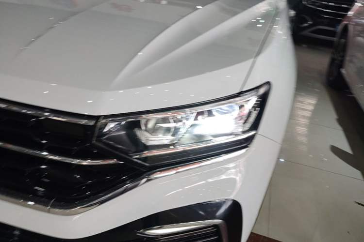 Used Volkswagen Tayron X 2020 380TSI Four-Wheel Drive Flagship Smart Connectivity Version Left Front Headlight