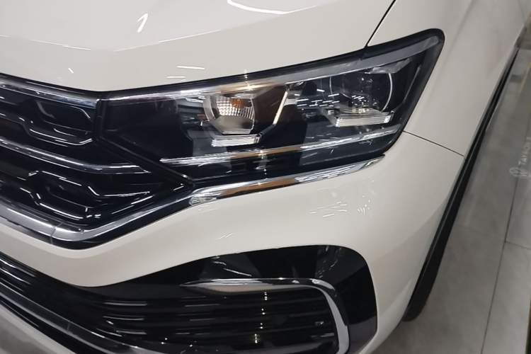Used Volkswagen Tayron X 2020 330TSI Two-Wheel Drive Luxury Smart Connectivity Version Left Front Headlight