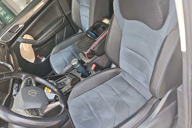 Used Volkswagen Tayron X 2020 330TSI Two-Wheel Drive Luxury Smart Connectivity Version Left Front Seat