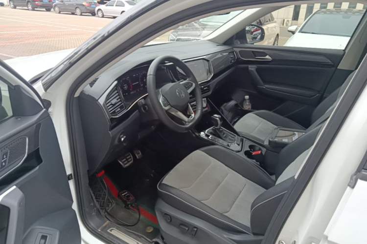 Used Volkswagen Tayron X 2020 330TSI Two-Wheel Drive Luxury Smart Connectivity Version Left Front Seat