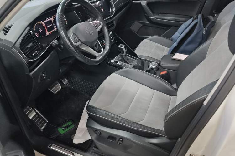 Used Volkswagen Tayron X 2020 330TSI Two-Wheel Drive Luxury Smart Connectivity Version Left Front Seat